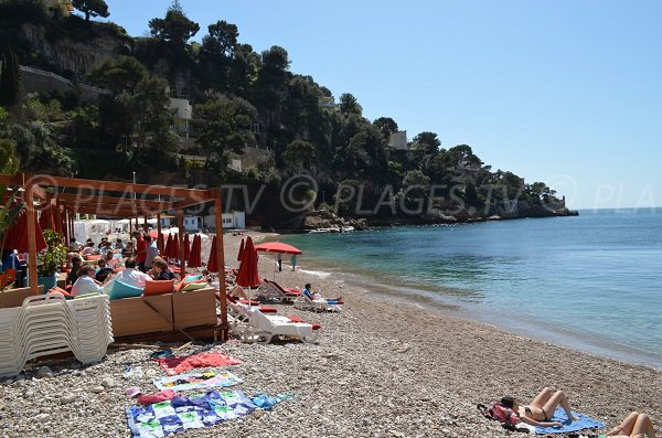 Plage privée avec location de matelas dans la crique Mala du Cap d'Ail