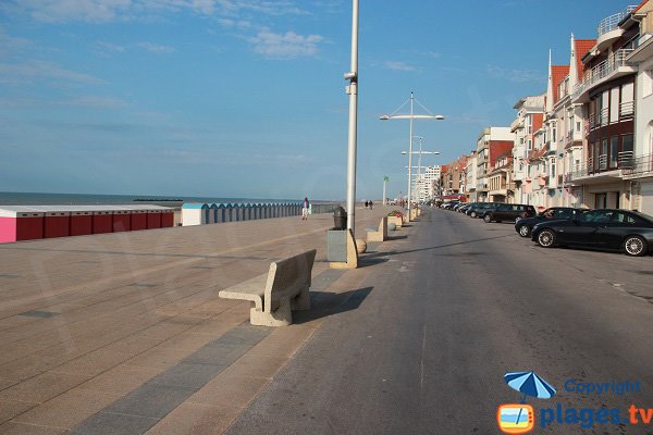 Stationnement en front de mer de Dunkerque