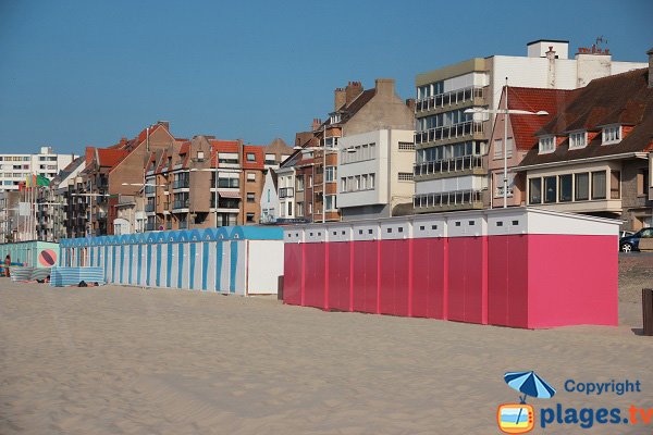 Photo of the bathing huts in Dunkerque in France