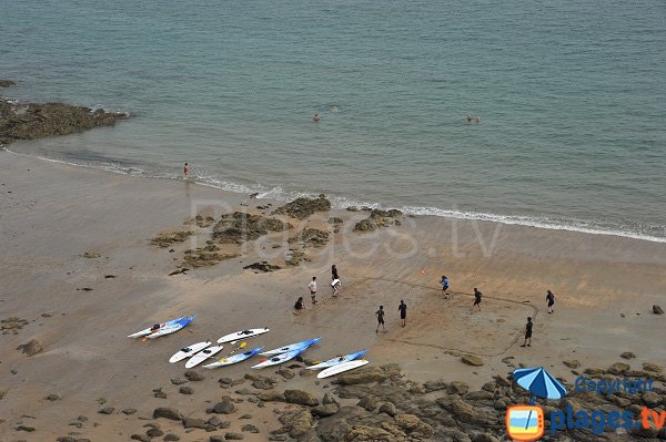 Sports sur la plage de la Malouine à Dinard