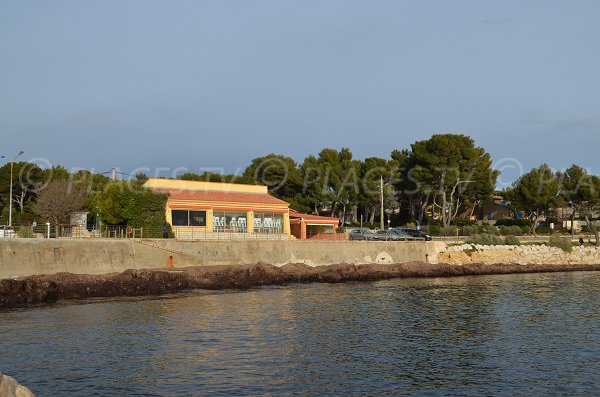 Spiaggia pubblica a Carry le Rouet - Tuilière