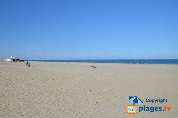 Spiaggia privata sulla spiaggia di Mar Estang a Canet en Roussillon