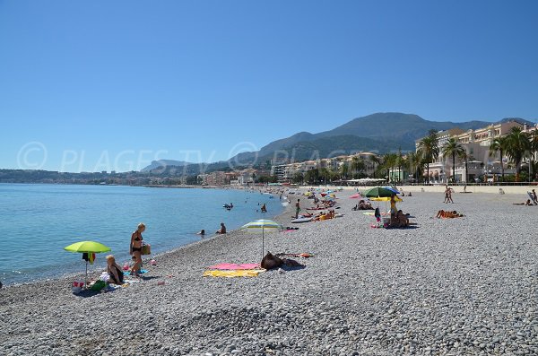 Strand in Richtung Roquebrune Cap Martin in Menton - Marktzone