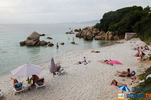 Rocks on the Mare e Sole beach - Corsica