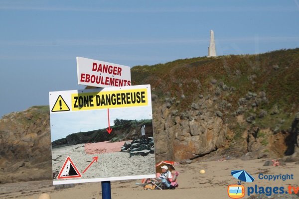 Zone dangereuse de la plage de la Mare - Saint Cast