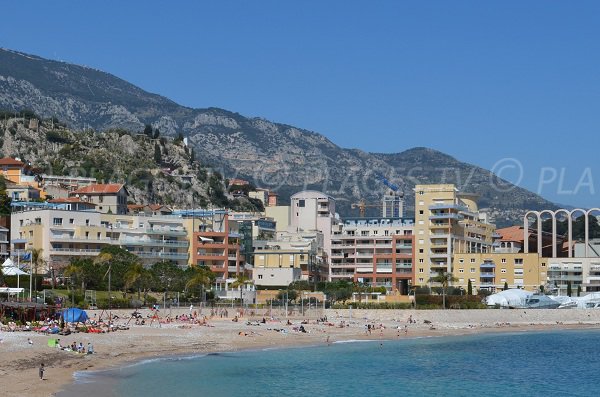 Beach volley sur la plage du Cap d'Ail