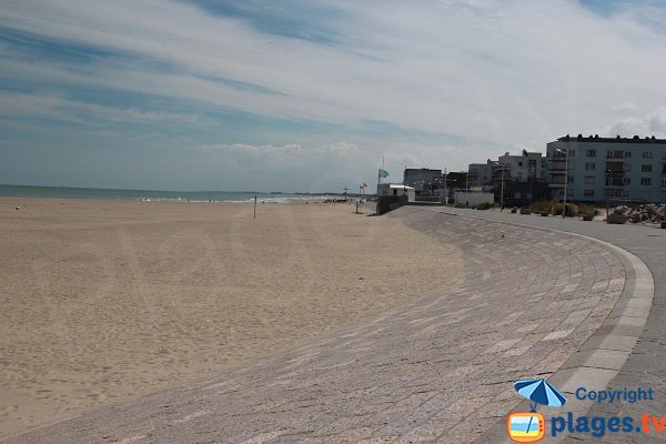 Promenade piétonne de la plage Sud de Dunkerque