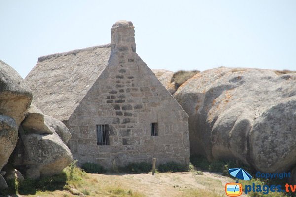 Poste de garde sur le littoral de Kerlouan