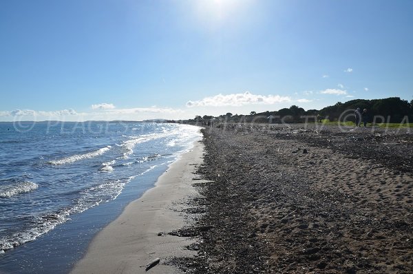 Plage de Mérou en direction de l'Ayguade