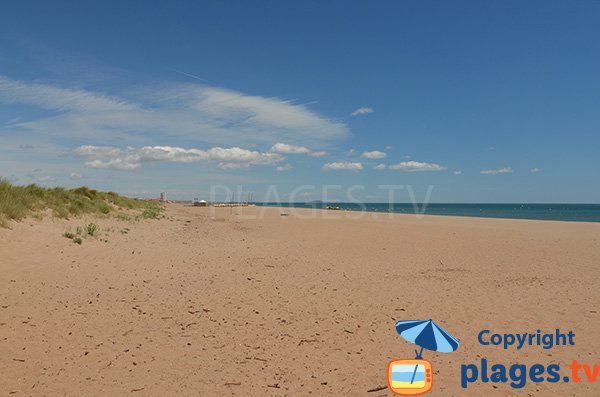 Photo de la plage des Mimosas de Vendres en direction de Valras