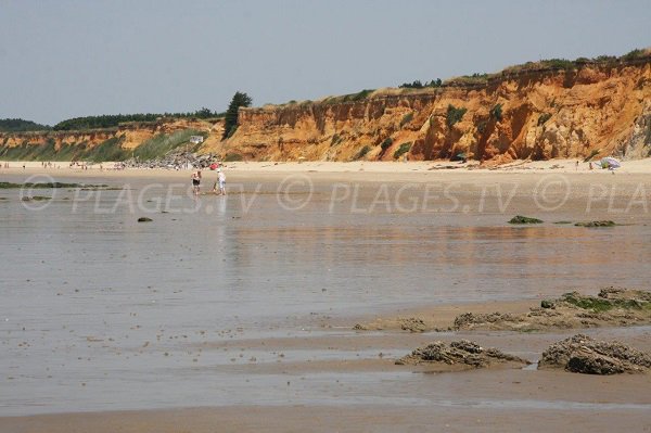 Plage de la Mine d'Or vue depuis la mer - Pénestin