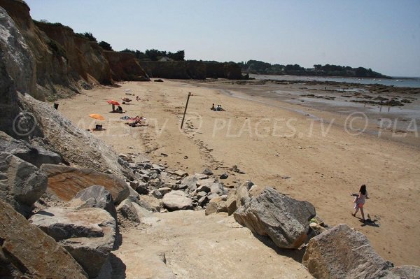 Mine d'Or beach and view on point of Loscola - Morbihan