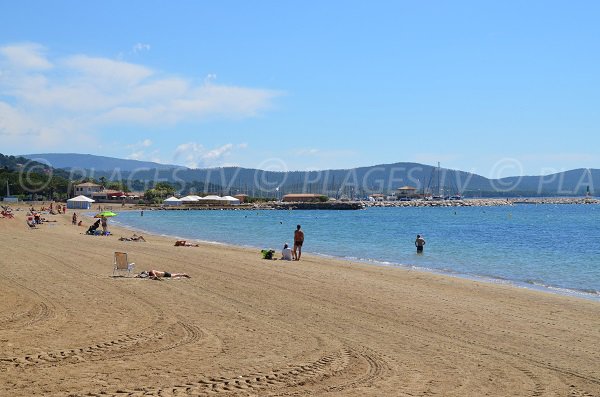 Beach in La Londe les Maures near the port of Miramar