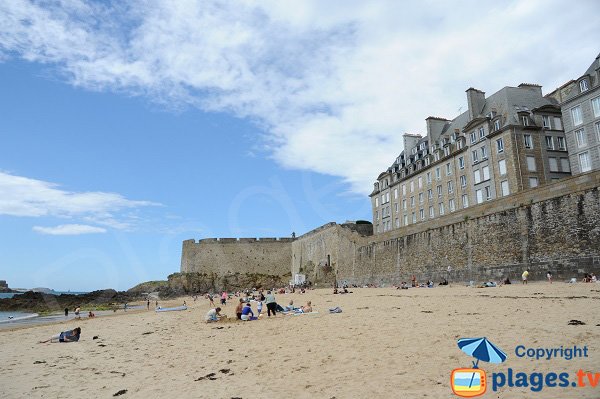 Photo de la plage du Mole de Saint Malo