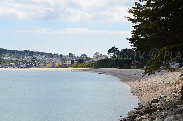 Photo de la plage de Morgat depuis la pointe de Rulianec