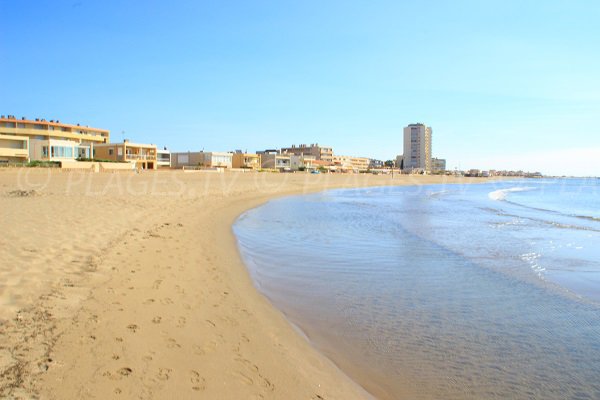 Photo de la plage des Mouettes de Valras en direction du centre-ville