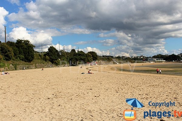 Photo de la plage du Moulin Blanc à Brest - Bretagne