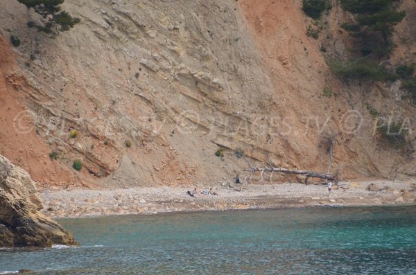 Moutte beach in St Cyr sur Mer - area of Port d'Alon