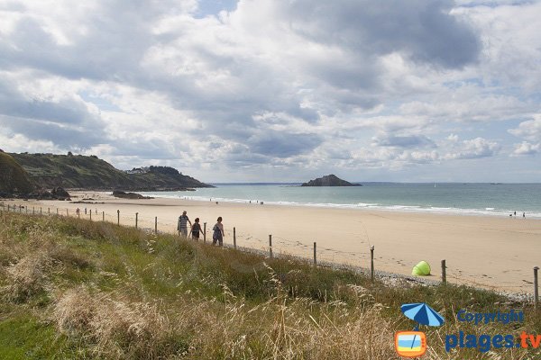 Plage de Nantois à Pléneuf Val André