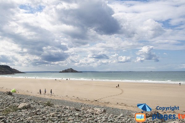 Nantois beach, nudist area - Pléneuf Val André