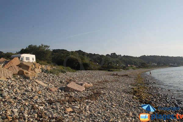 Parking pour la plage de Nantouar à Louannec