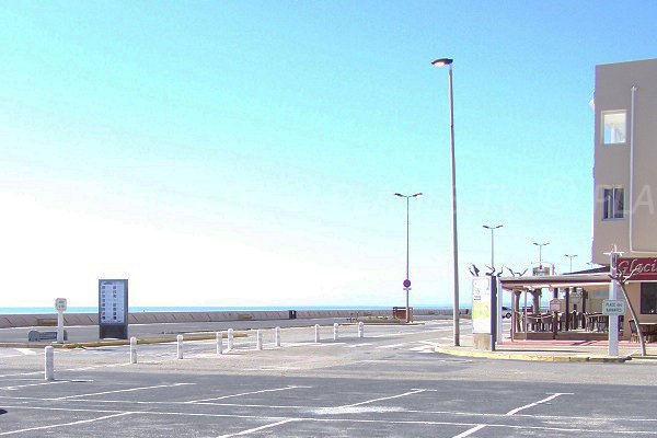 Square of Karantes in Narbonne-Plage