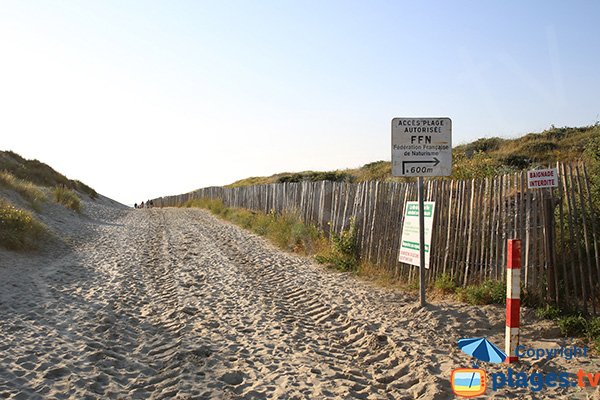 Access to the naturist beach of Berck