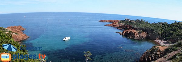 Panorama de la plage du Cap Roux - Estérel