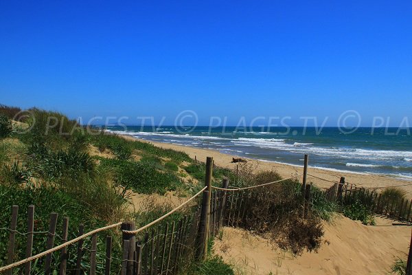 Nudist Sérignan beach towards Portiragnes