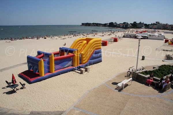 Children play area in the Pouliguen beach