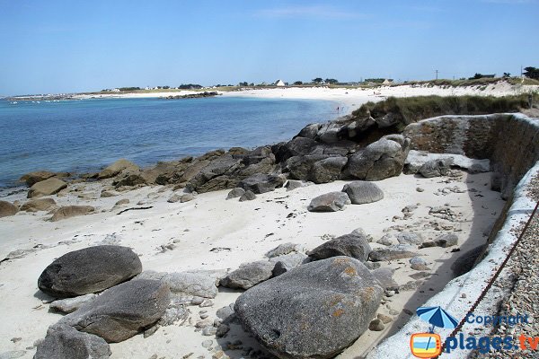 Cove on the Neiz Vran peninsula 