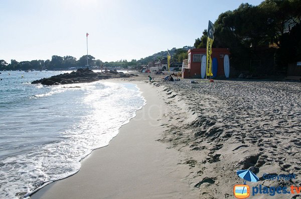 Neptune beach with the Tino Rossi home at the point - Ajaccio