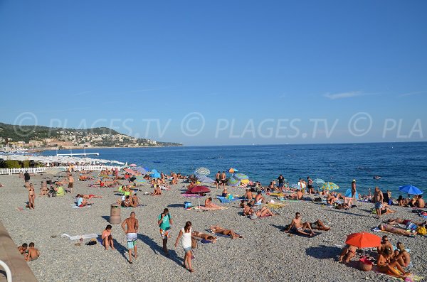 Foto des Strandes Neptune in Nizza im Sommer