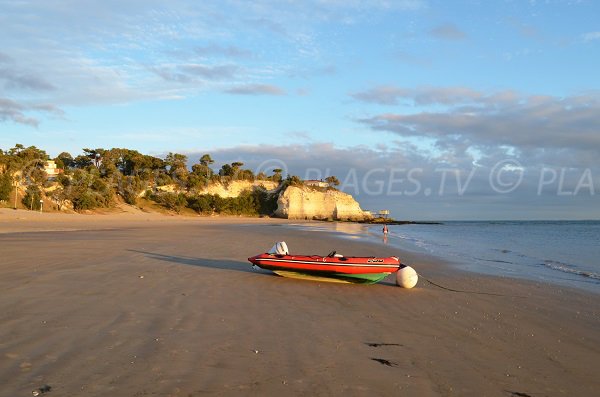 Photo de la plage des Nonnes à Meschers sur Gironde