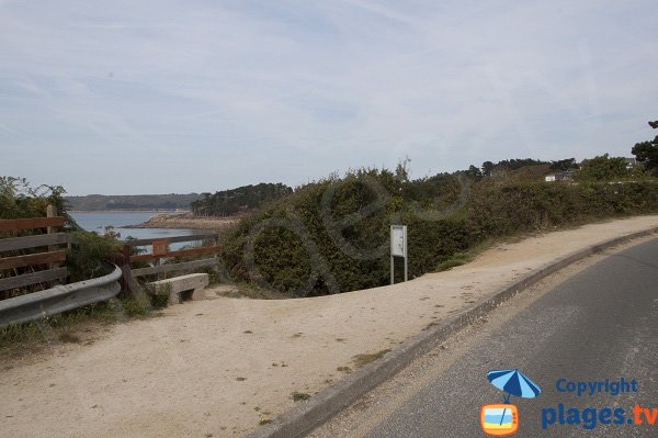 Accès à la plage de Notigou