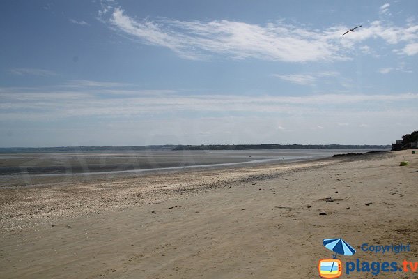 Plage des Bleuets à St Laurent de la Mer - Marée basse