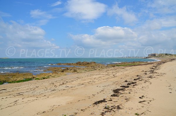 Plage côté océan à St Pierre de Quiberon