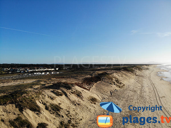 Dunes et aire de camping car sur la plage des Oceanides - Capbreton