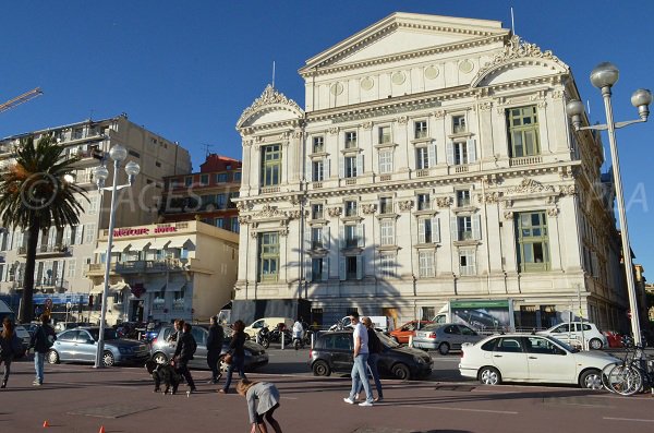 Environnement de la plage de l'Opéra