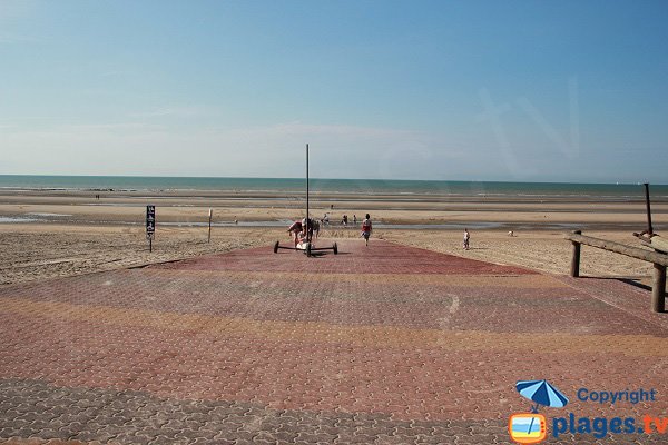 rampa di accesso della spiaggia di  Bray-Dunes