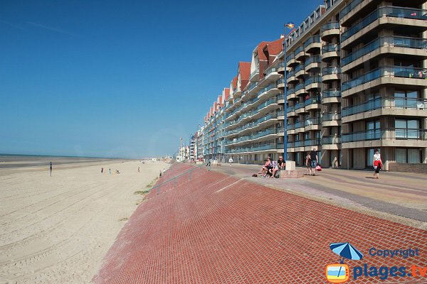 Photo of the West beach in Bray-Dunes