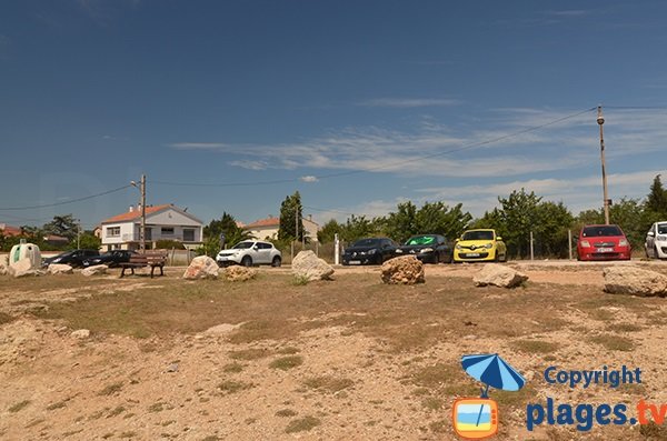 Parking de la plage des Ours à Port le Bouc