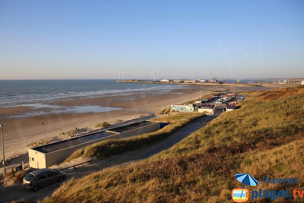 Portel beach and view on Boulogne sur Mer port