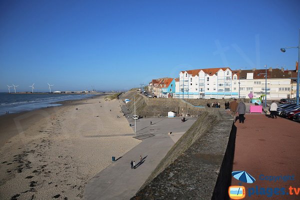 Plage du Portel depuis le quai de la Vierge