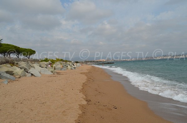 Plage de Pacha proche de St-Aygulf