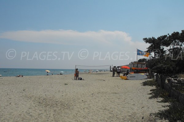 Activité sur la plage de Padulone - Corse