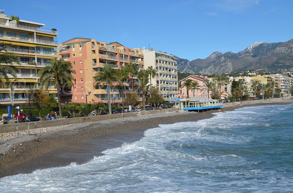 Plage de Roquebrune Cap Martin à côté du Cap Martin