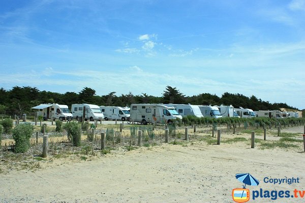 camping-car area in Parée Préneau beach