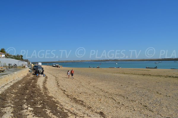 Patache beach - Boat launching