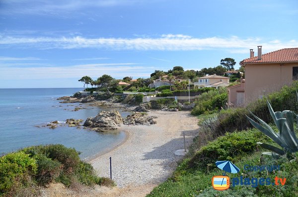 Photo of the Pébrier beach in Saint Aygulf in France